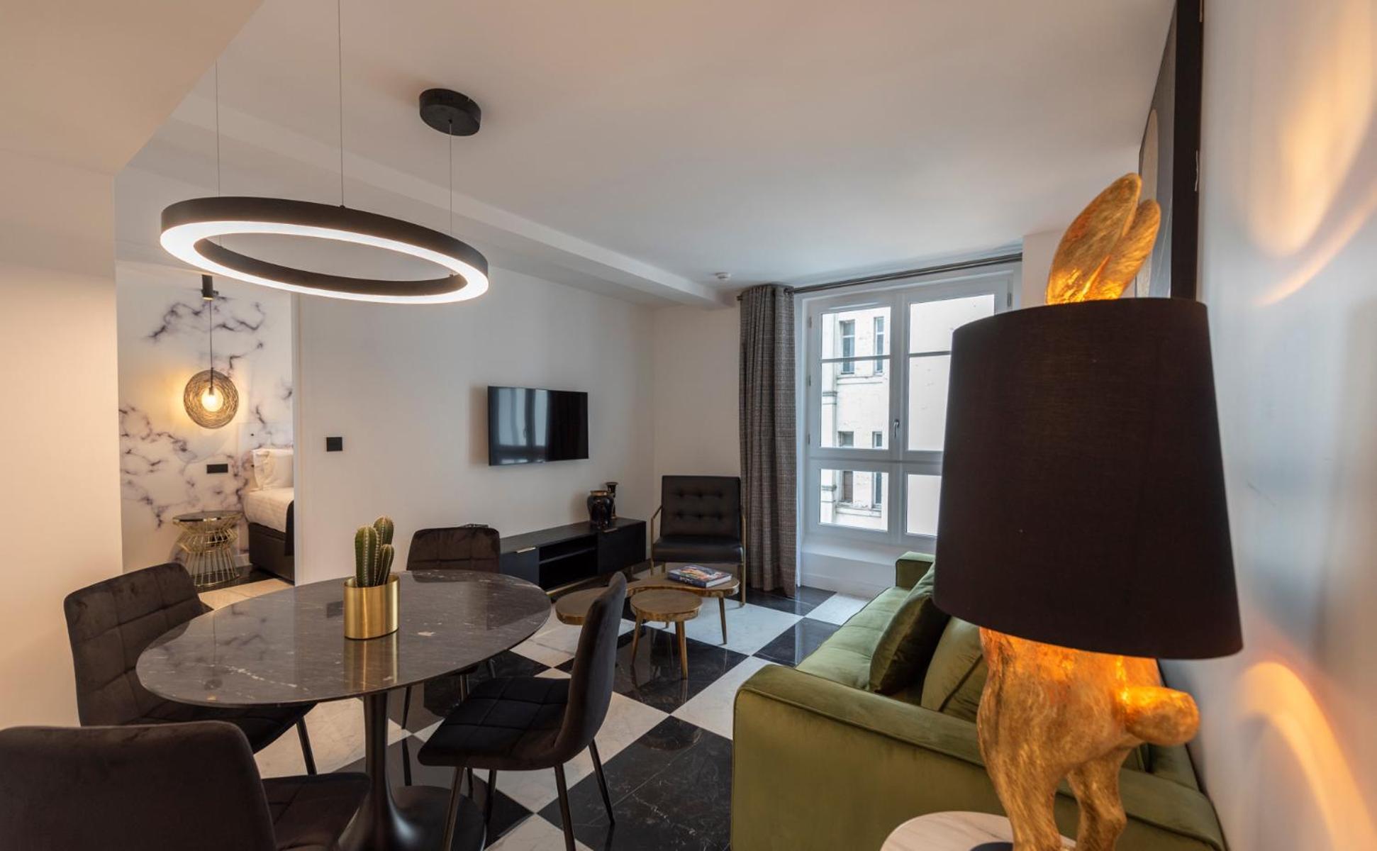 O'lord, 4 Etoiles, De Luxe Champs-elysees Paris